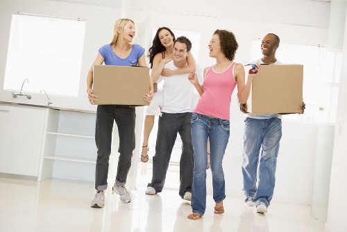 Professional removals in Richmond for local home moving
