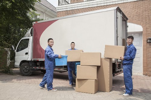 Removal van ready for a same day move in Richmond
