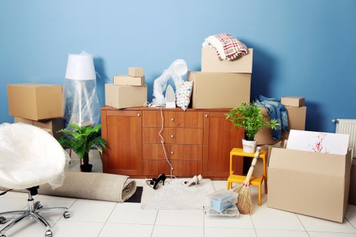 Man and van service in Richmond helping with a residential move