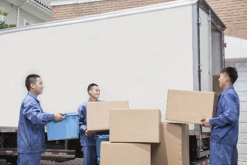 Richmond man with a van service for local home moves