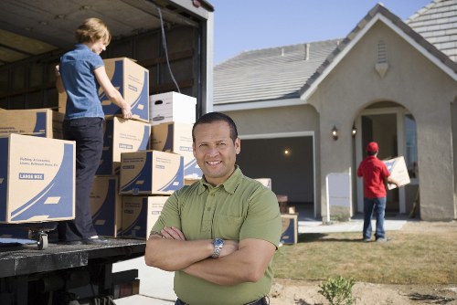Local Richmond man and van transporting furniture safely