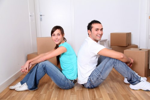 Affordable man with van in Richmond for small home relocations