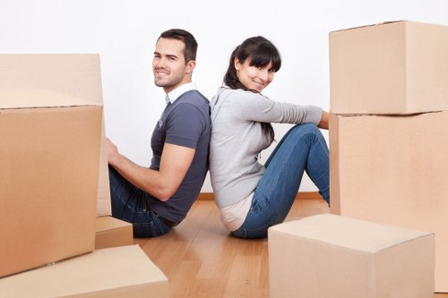 Efficiently loading boxes and furniture into a moving truck in Richmond