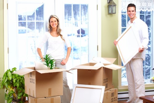 Local man with van Richmond helping with a flexible move