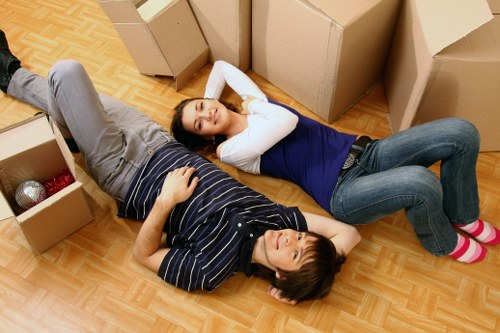 Local removal service van supporting a Richmond home relocation